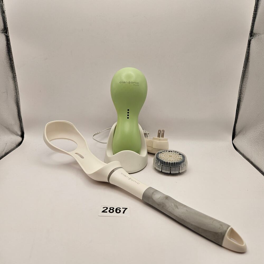 CLARISONIC PLUS SONIC SKIN CLEANSING FACE & BODY GREEN W 2 BRUSHES